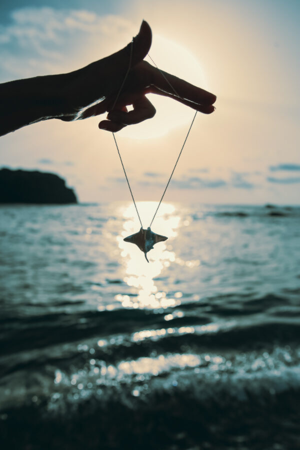 Colgante Mantarraya Oro