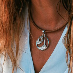 Medalla Faro Con La Luna Grande