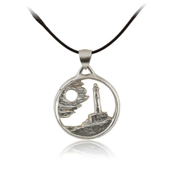 Medalla Faro Con La Luna Grande