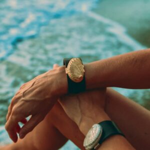 Brazalete Oreja De Mar Oro